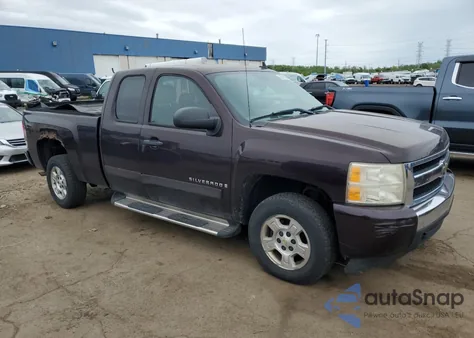 2008 Chevrolet Silverado C1500 z USA, uszkodzony, nr VIN 1GCEC19JX8Z124766